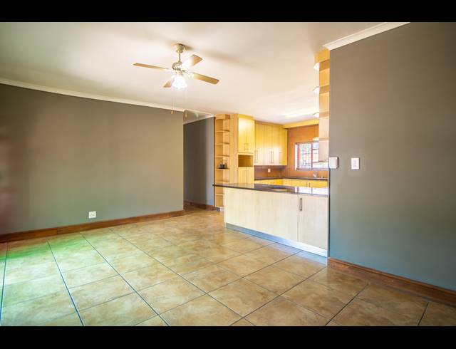 6 BEDROOM HOUSE RENTED IN RUITERSHOOGTE